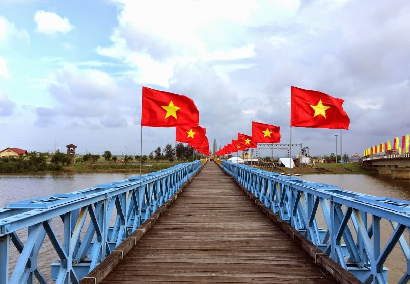 Hình nền lá cờ Tổ quốc Việt Nam 18