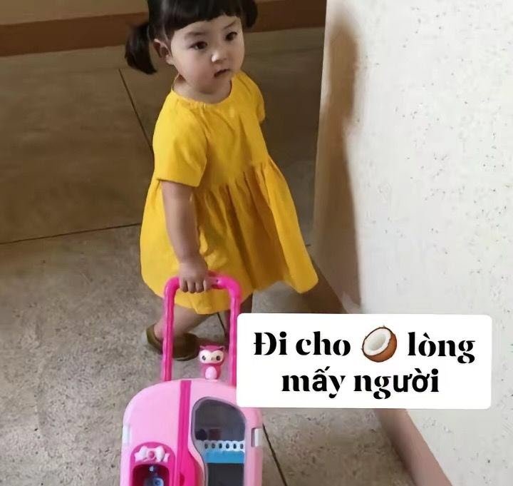 Meme ảnh em bé cute 02