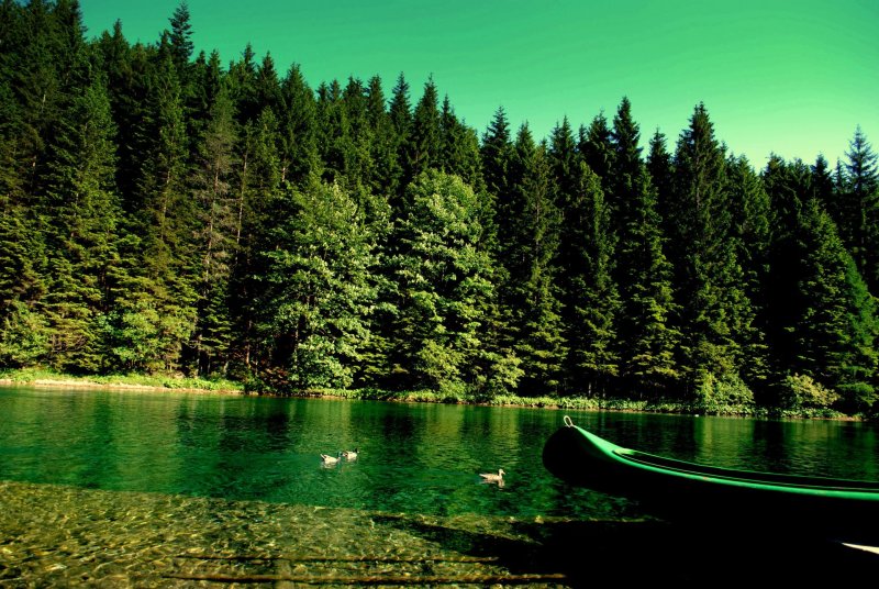 Phong cảnh hồ xanh ngọc bích 37