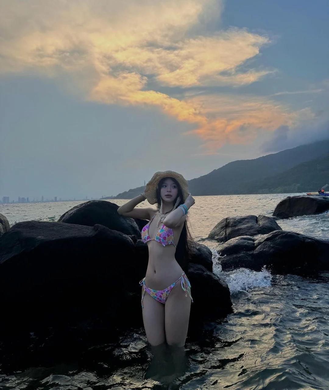 Gái xinh nude 32