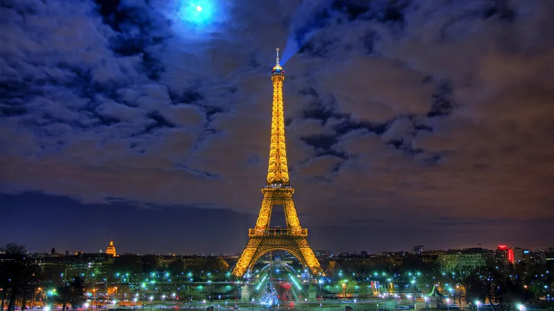 Hình nền tháp Eiffel Paris 34