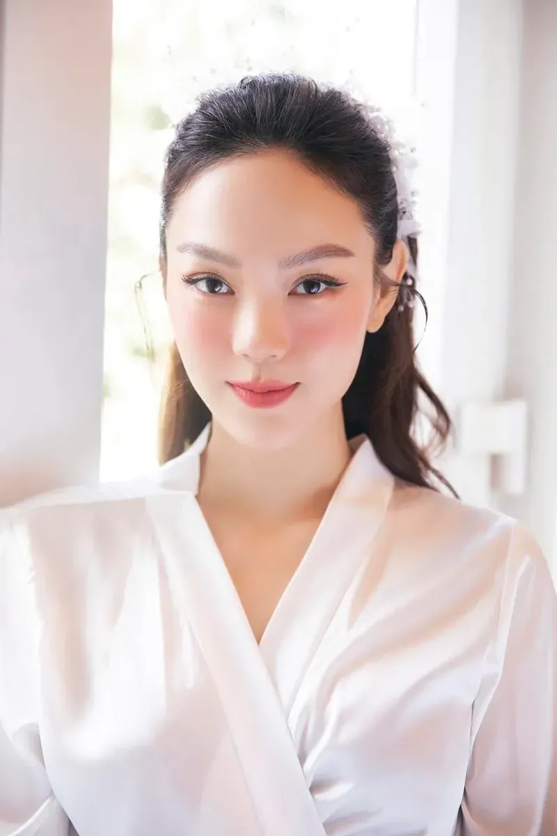  minh hằng 26